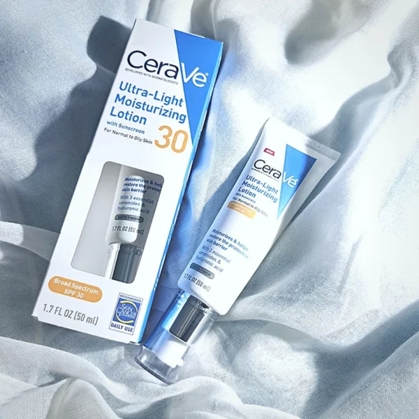 CeraVe Ultra Light Moisturizing Lotion SPF 30